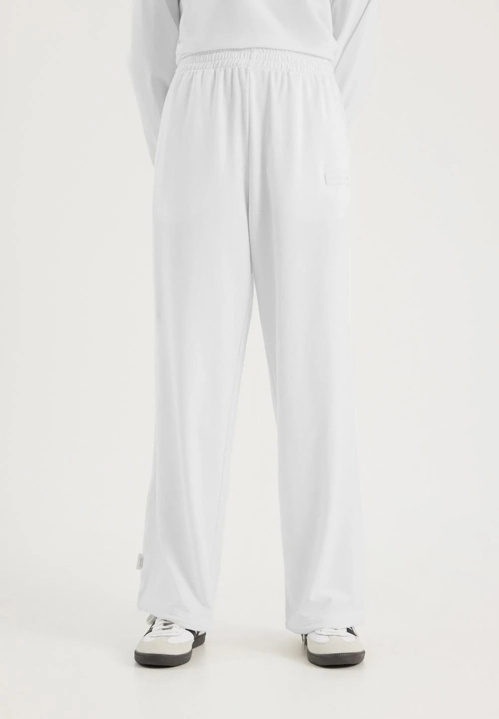 Rethinkit Light Sweat wide Trousers 0364 white