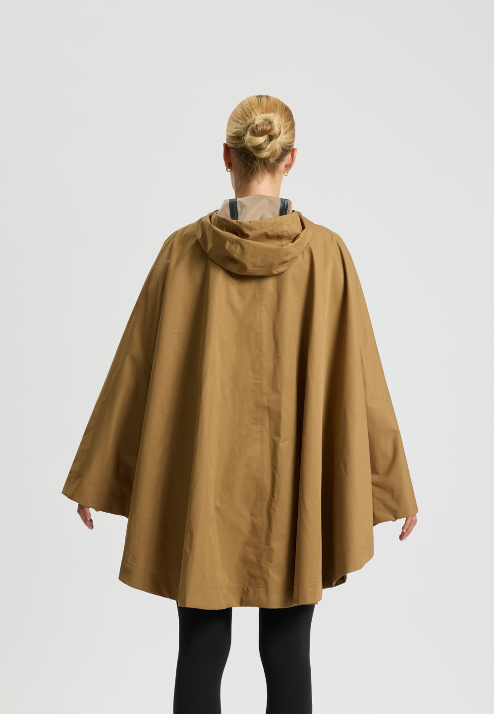 Rethinkit Rainshell Cape Cape 4210 golden brown