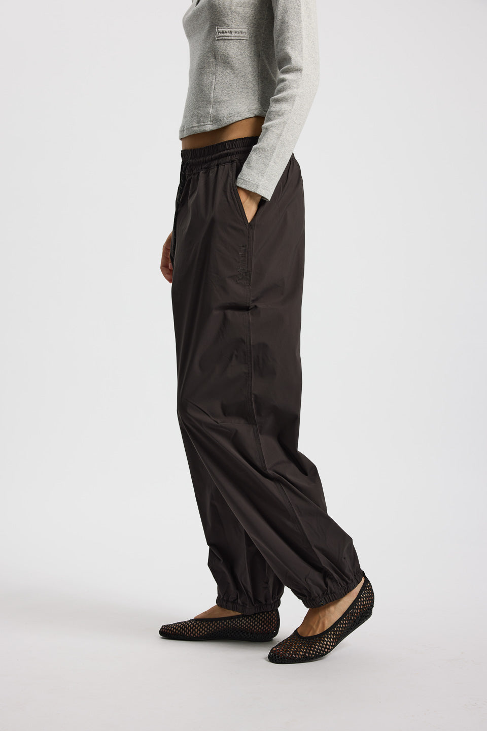 Rethinkit Track Loose Pants Palma Trousers 0022 almost black