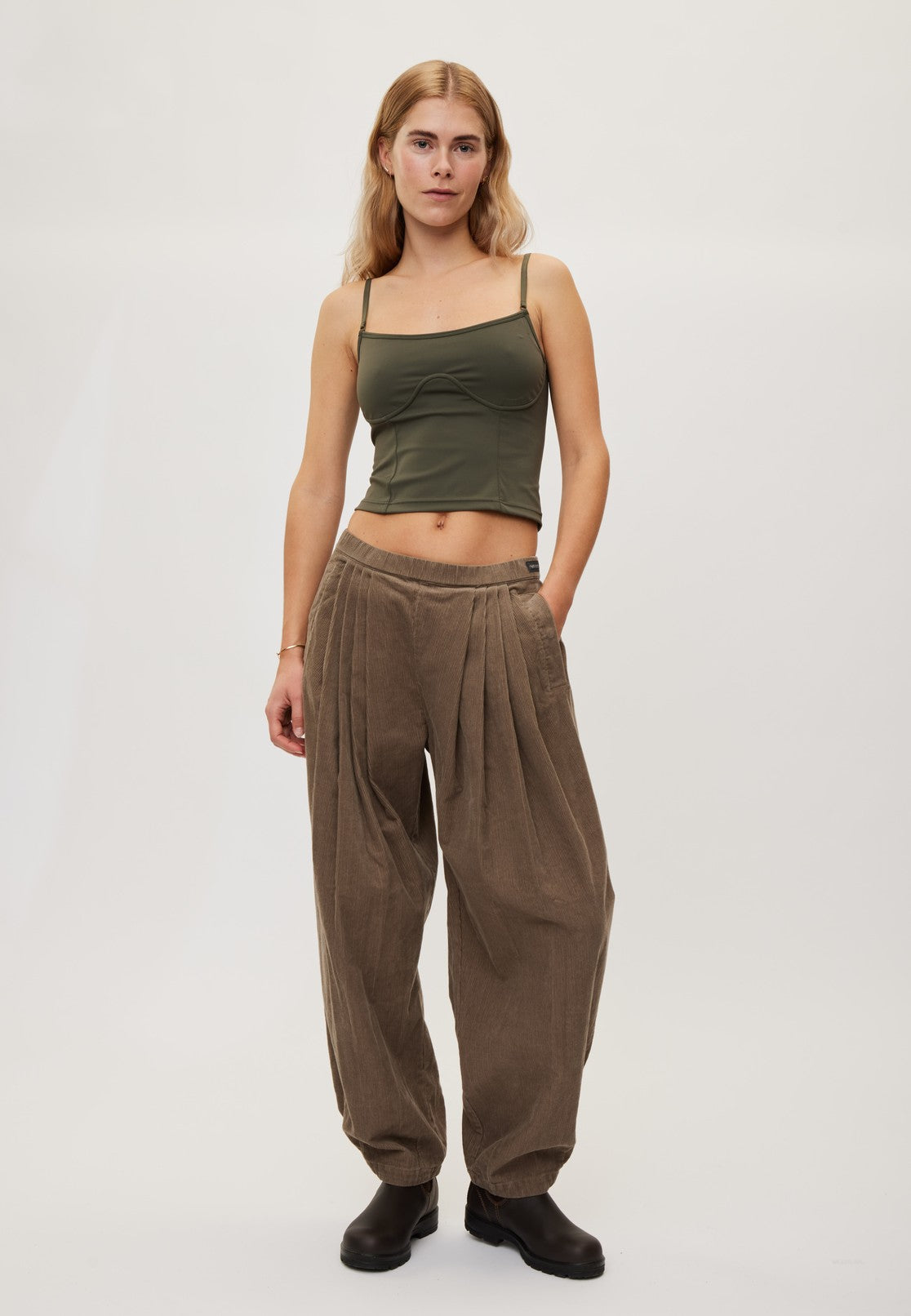 Rethinkit Trousers Barrel Billow Cord Trousers 0075 warm grey
