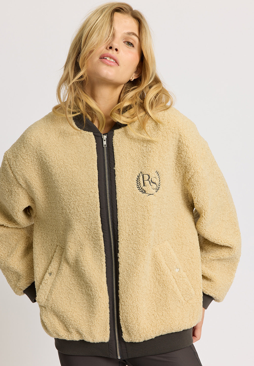 Rethinkit Bomber Jacket Pile 2 FUZZY Jackets 3356 sandshell