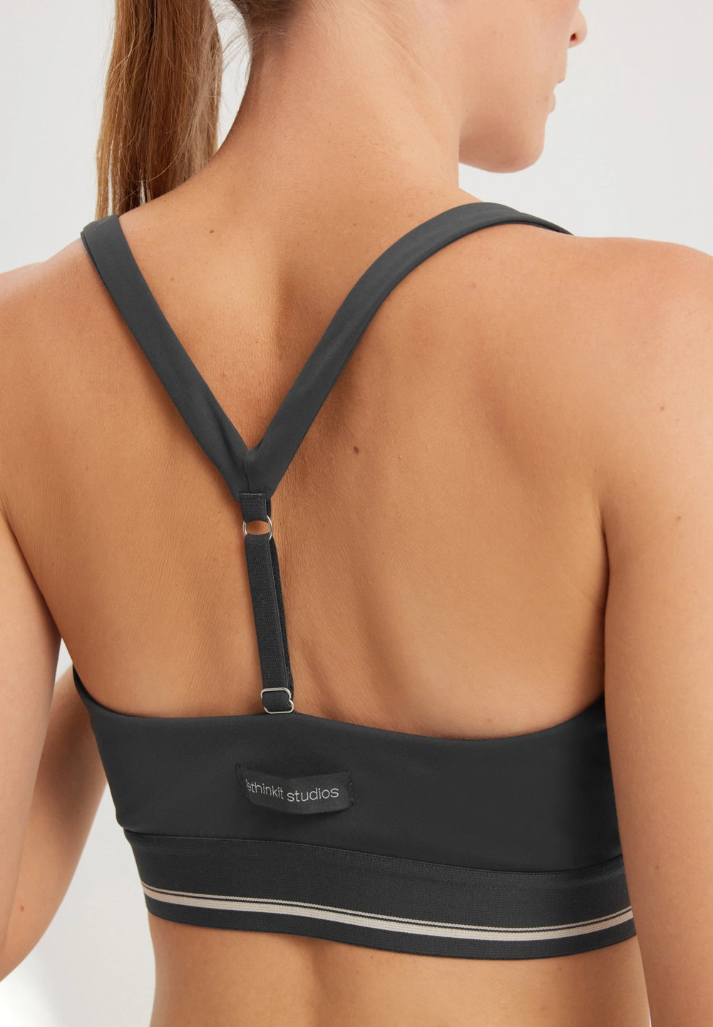 Rethinkit Butter Soft Sports BH Edge sports bra 0022 almost black