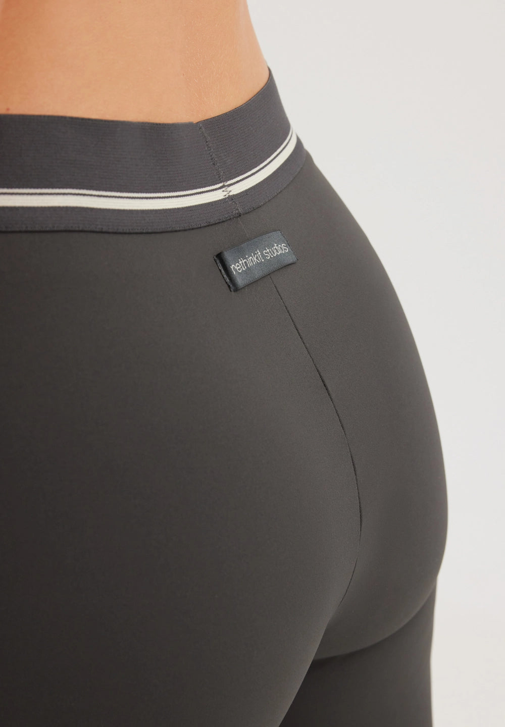 Rethinkit Butter Soft Stirrup Tights Edge Tights 0022 almost black