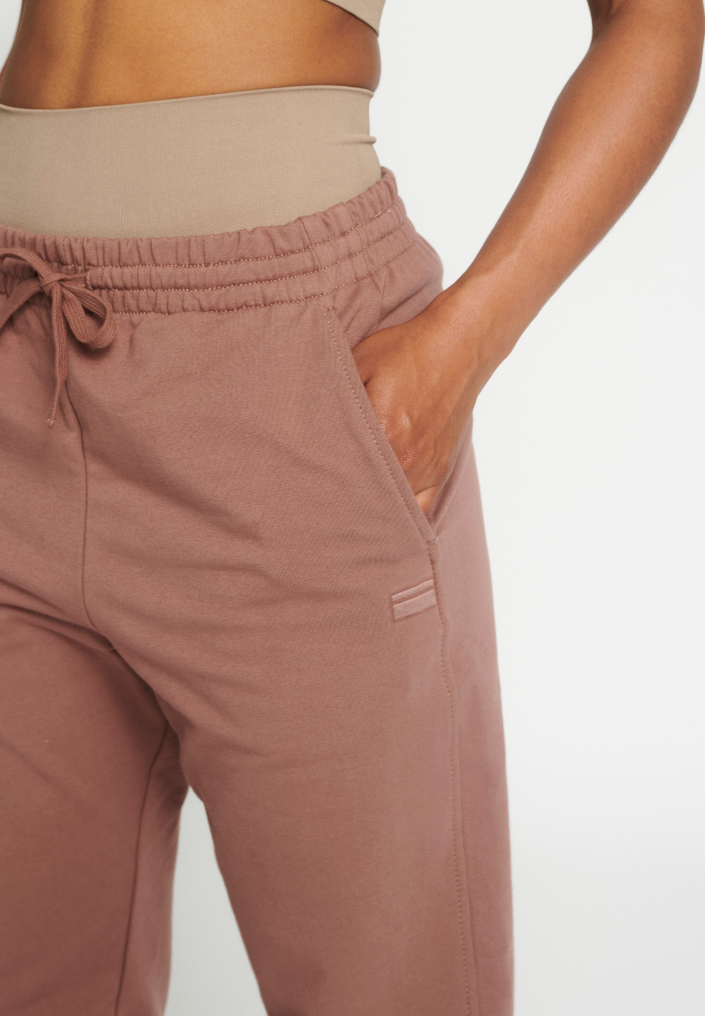 Rethinkit Ibina Easy sweatpants Trousers 0500 calm earth