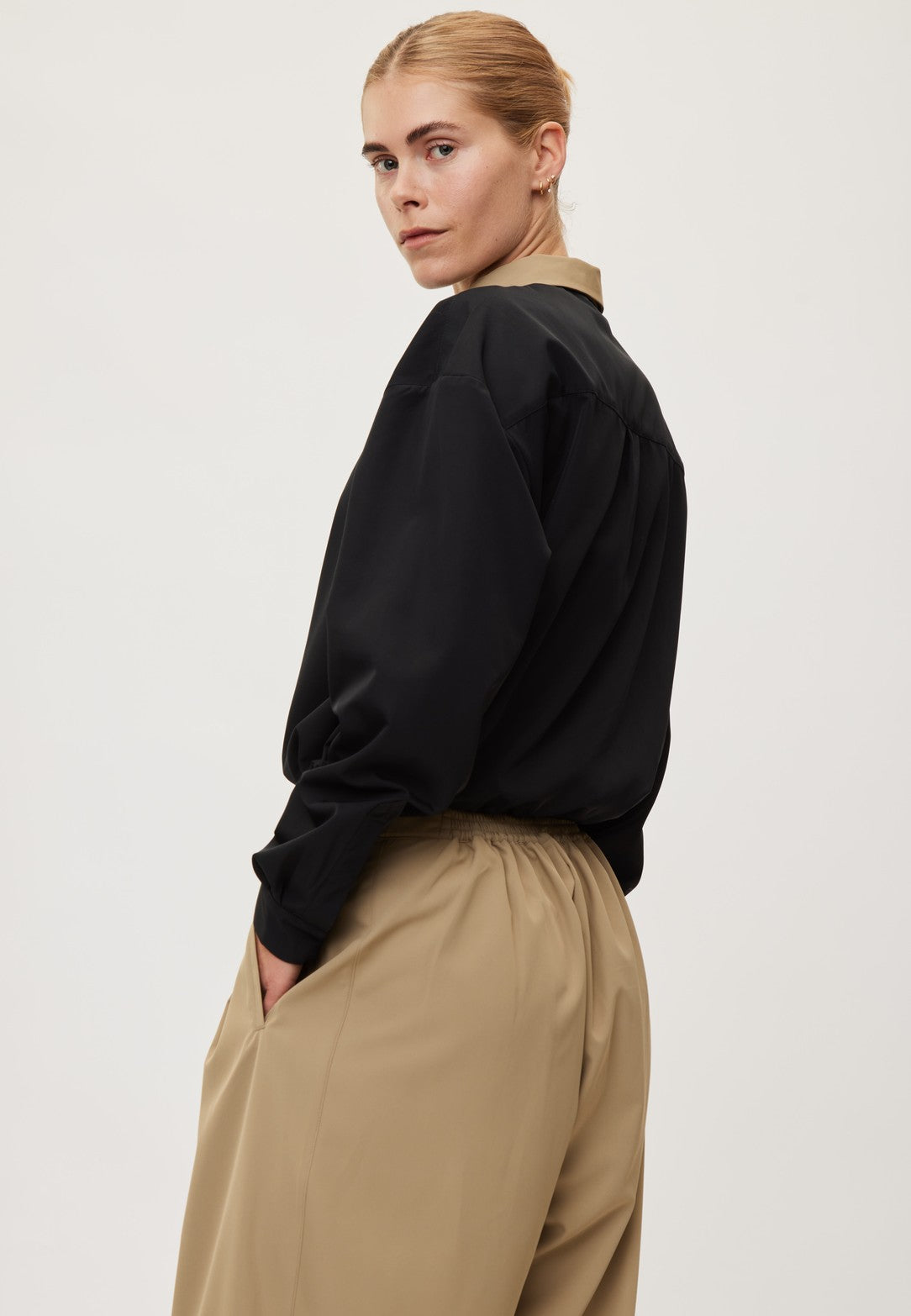 Rethinkit Shirt Cropped Zip Billow Shirt 0021 black