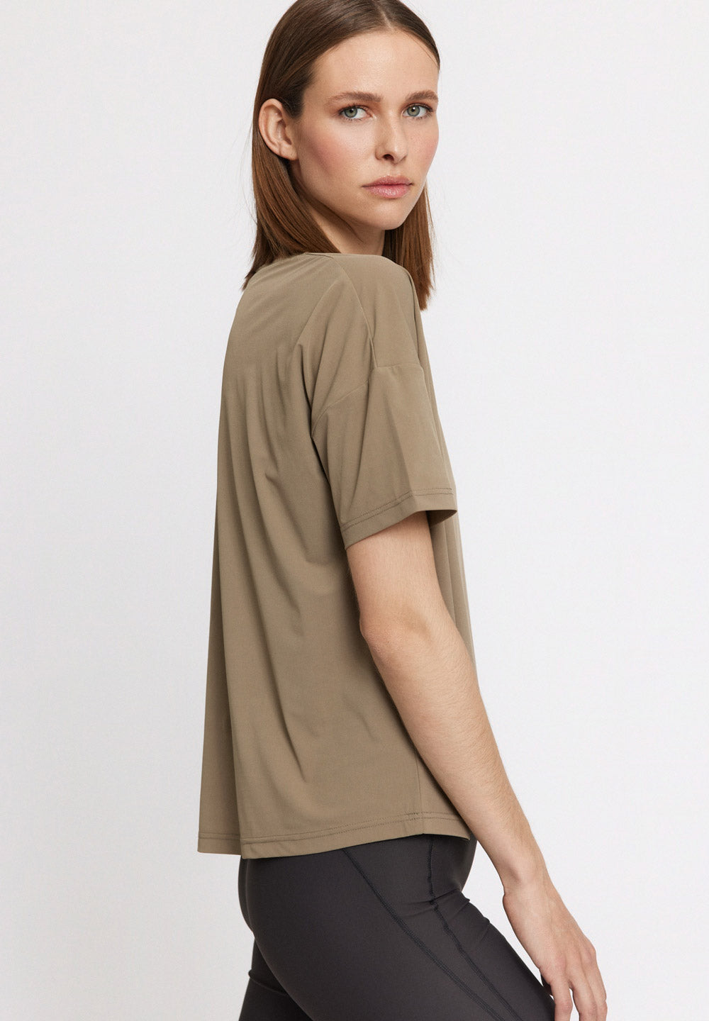 Rethinkit Vela loose tee Tee 3331 fallen rock