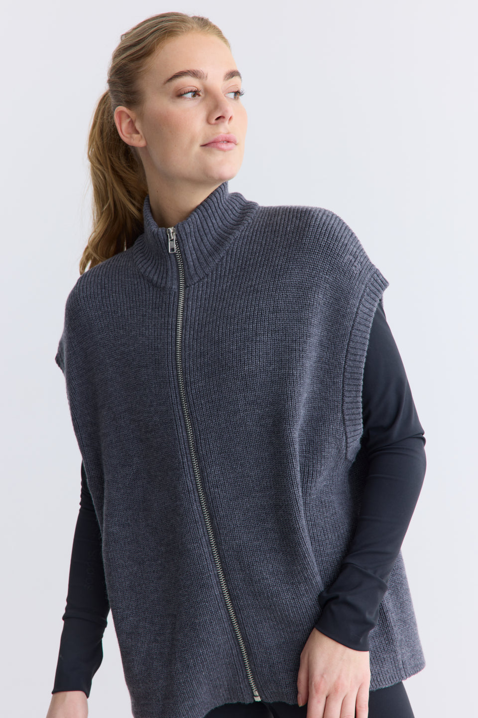 Rethinkit Wool Zip Vest Oslo Knitted Tops 0107 dark melange grey